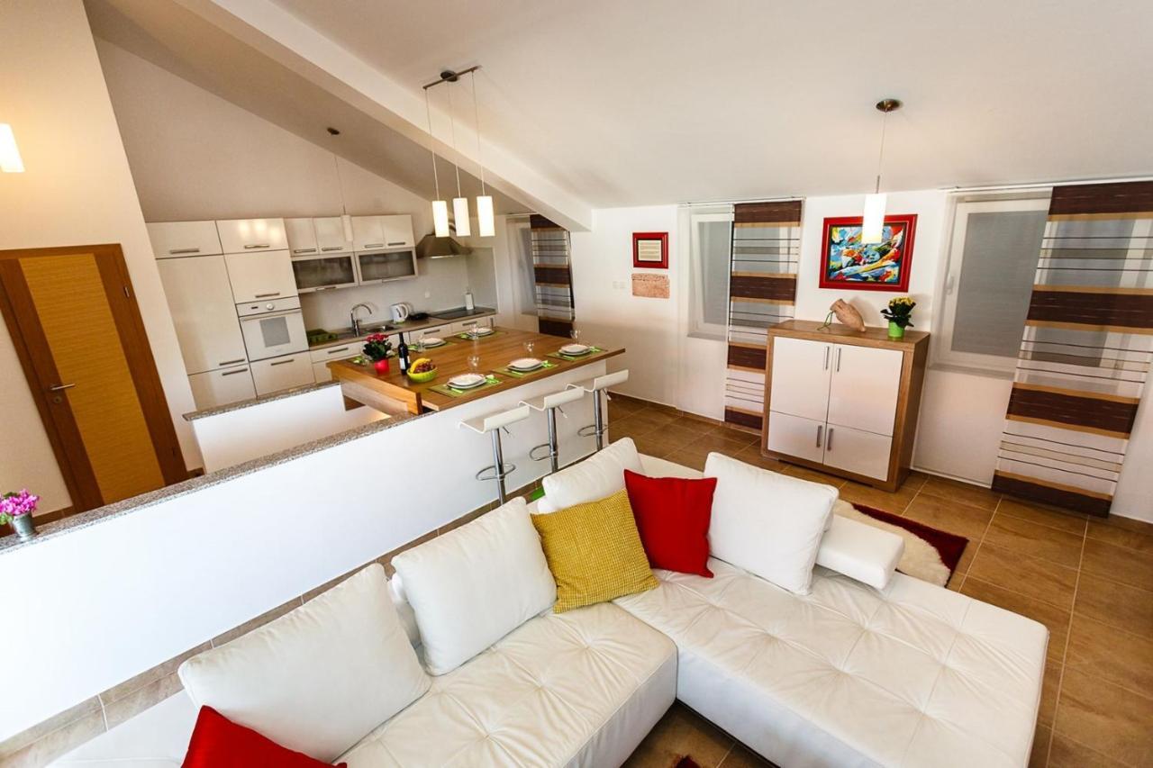 Apartment Adria 3 มาลินสกา ภายนอก รูปภาพ