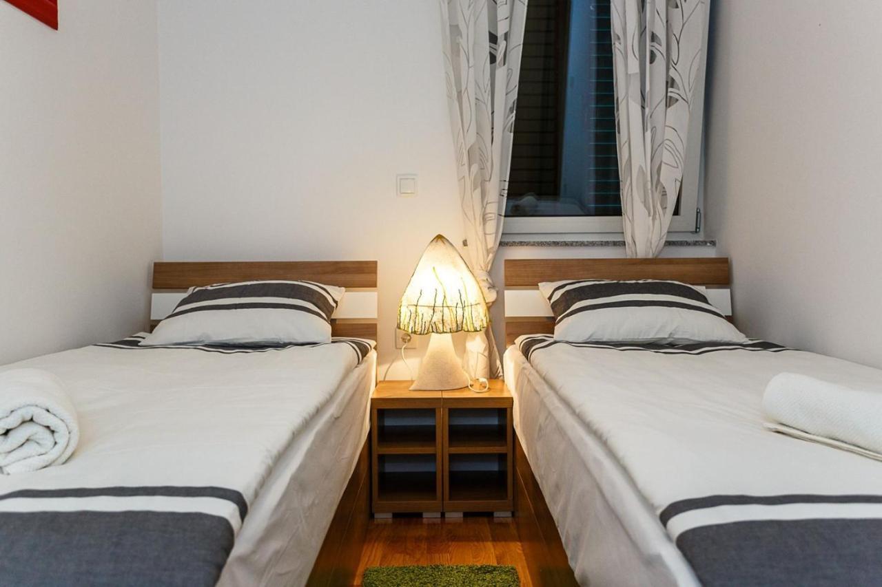 Apartment Adria 3 มาลินสกา ภายนอก รูปภาพ