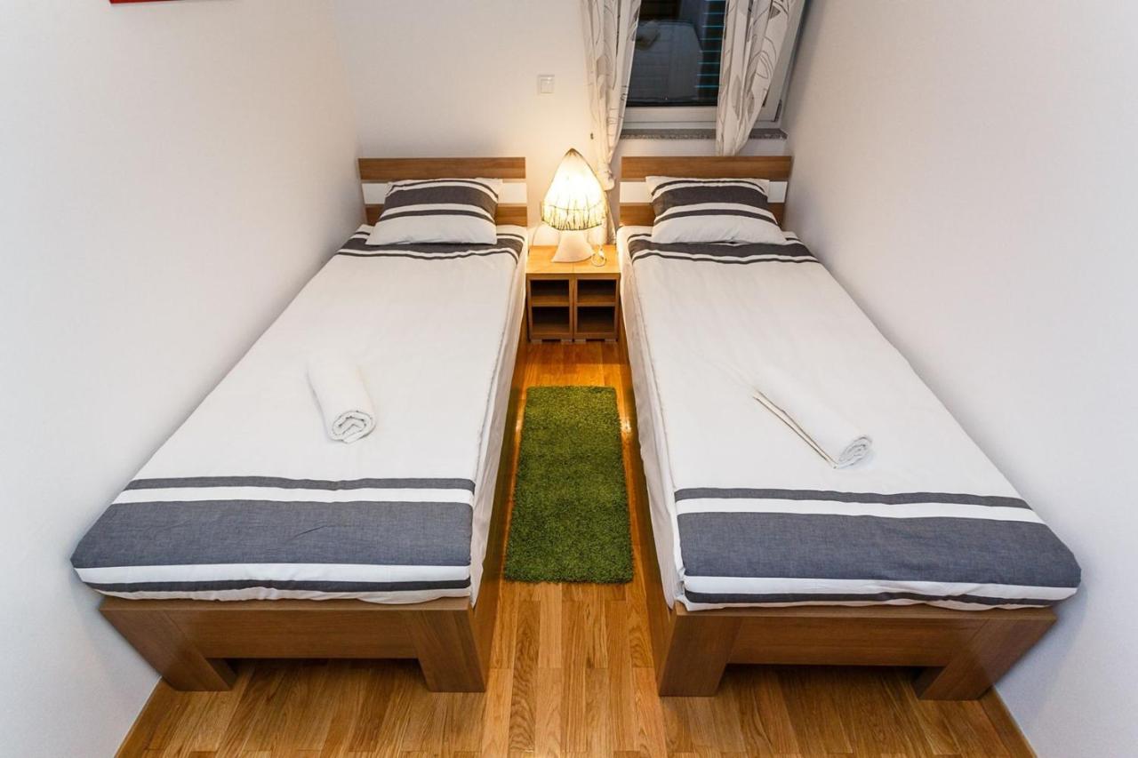 Apartment Adria 3 มาลินสกา ภายนอก รูปภาพ