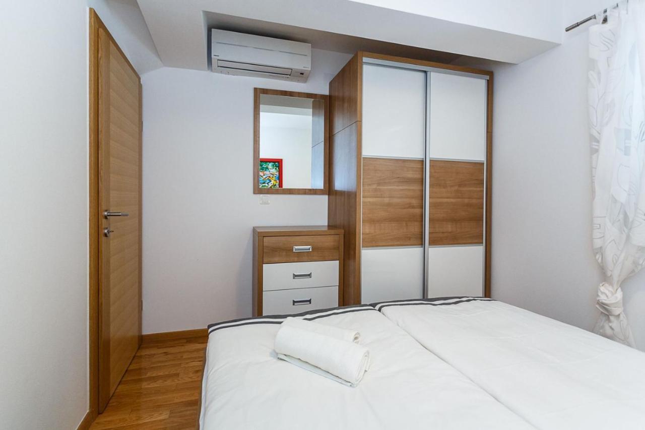 Apartment Adria 3 มาลินสกา ภายนอก รูปภาพ