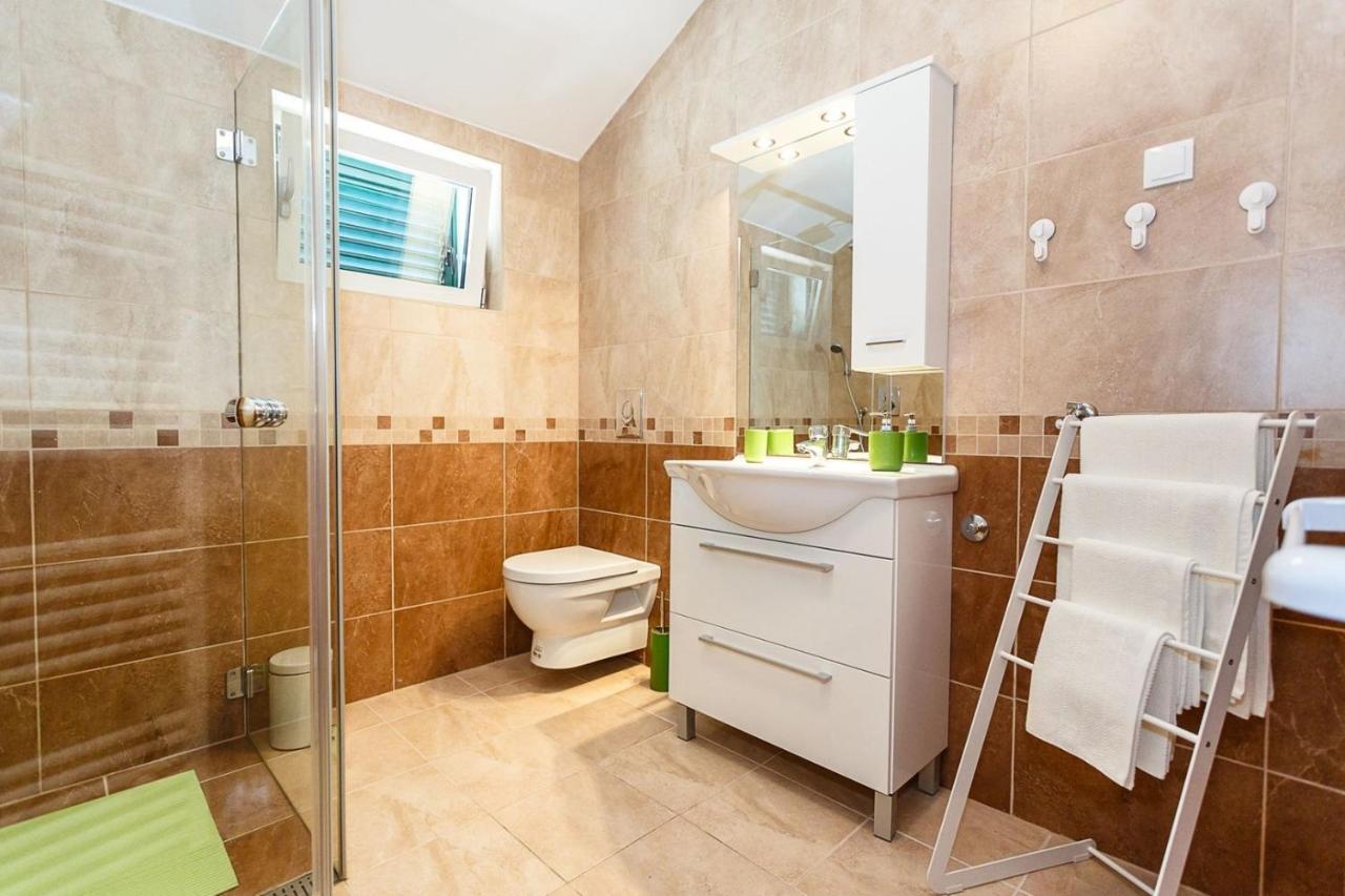 Apartment Adria 3 มาลินสกา ภายนอก รูปภาพ